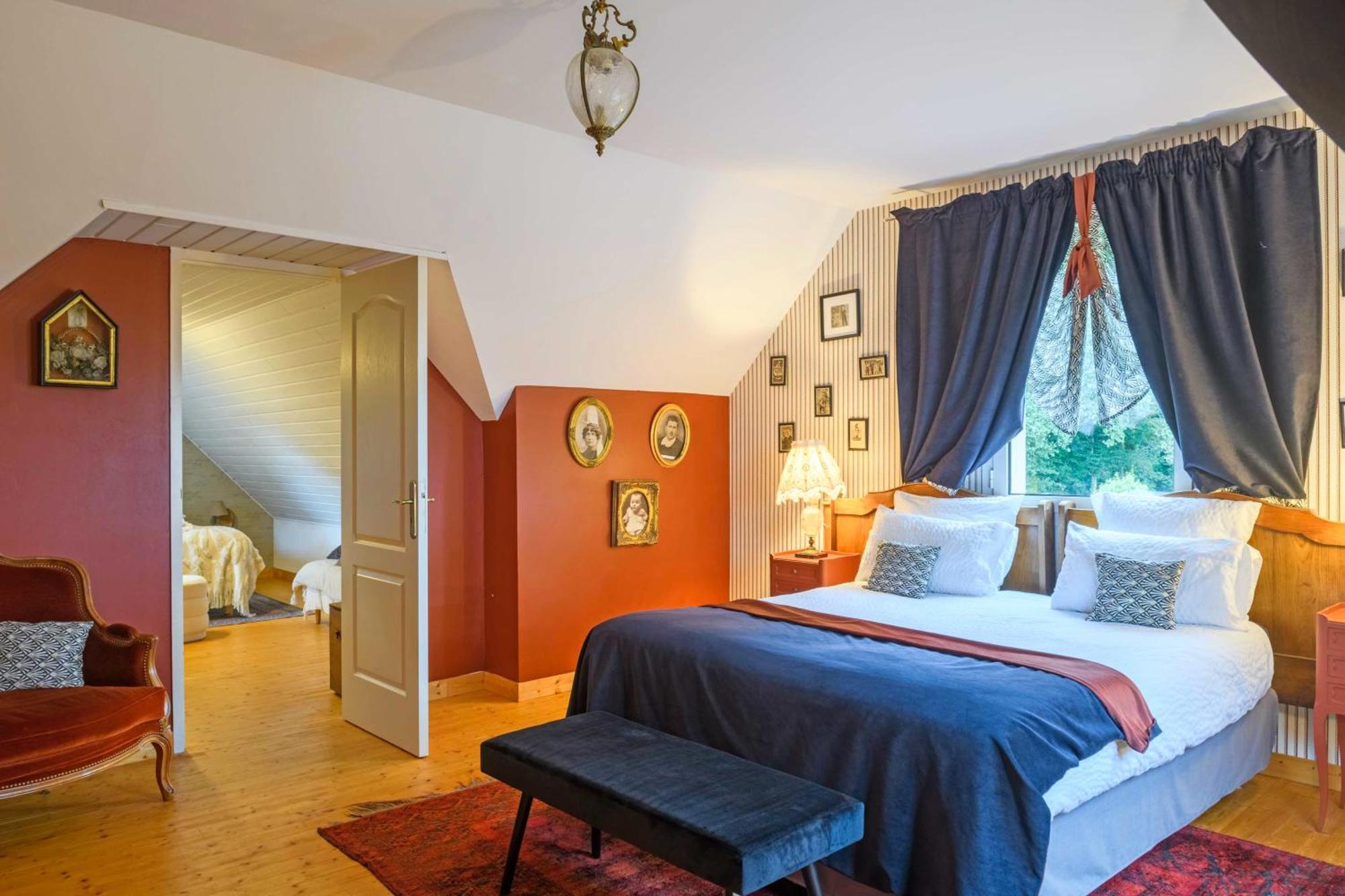 Les Pierres Bleues Bed & Breakfast Saint-Coulitz Exterior photo